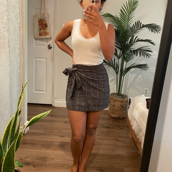 Wilfred wool blend mini skirt - Picture 2 of 3